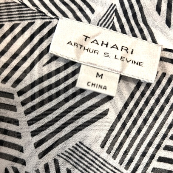 Tahari Black and White Geometric Patterned Women's Tie Bow Top - Picture 2 of 3